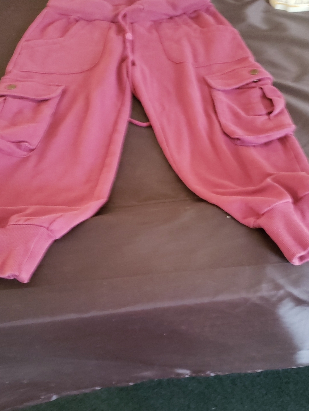 Cargo Capri Never Worn